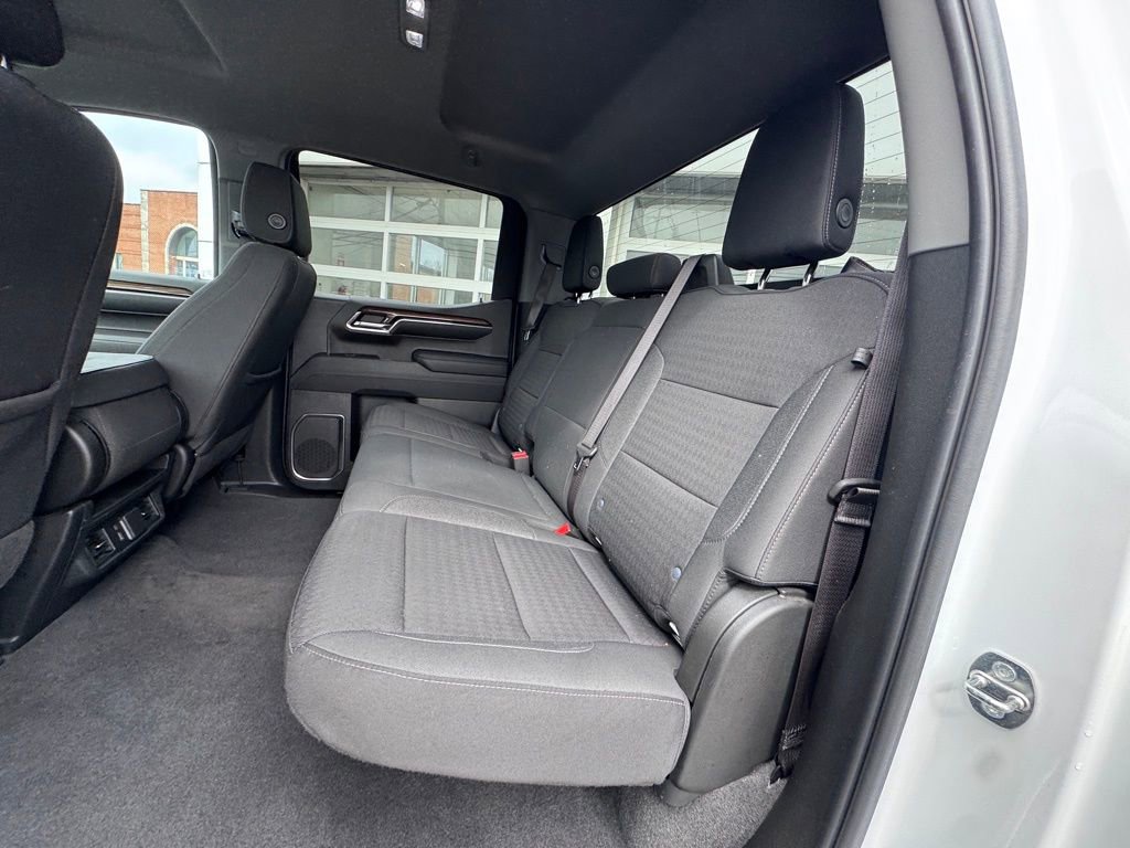 Used 2023 Chevrolet Silverado 1500 LT image 29