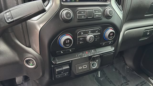 Used 2022 Chevrolet Silverado 2500 LT w/ Convenience Package RWD image 30