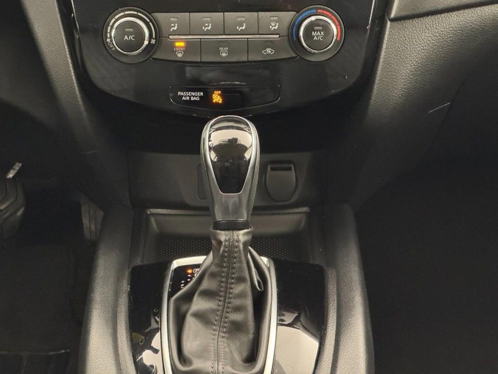 Used 2020 Nissan Rogue S image 15