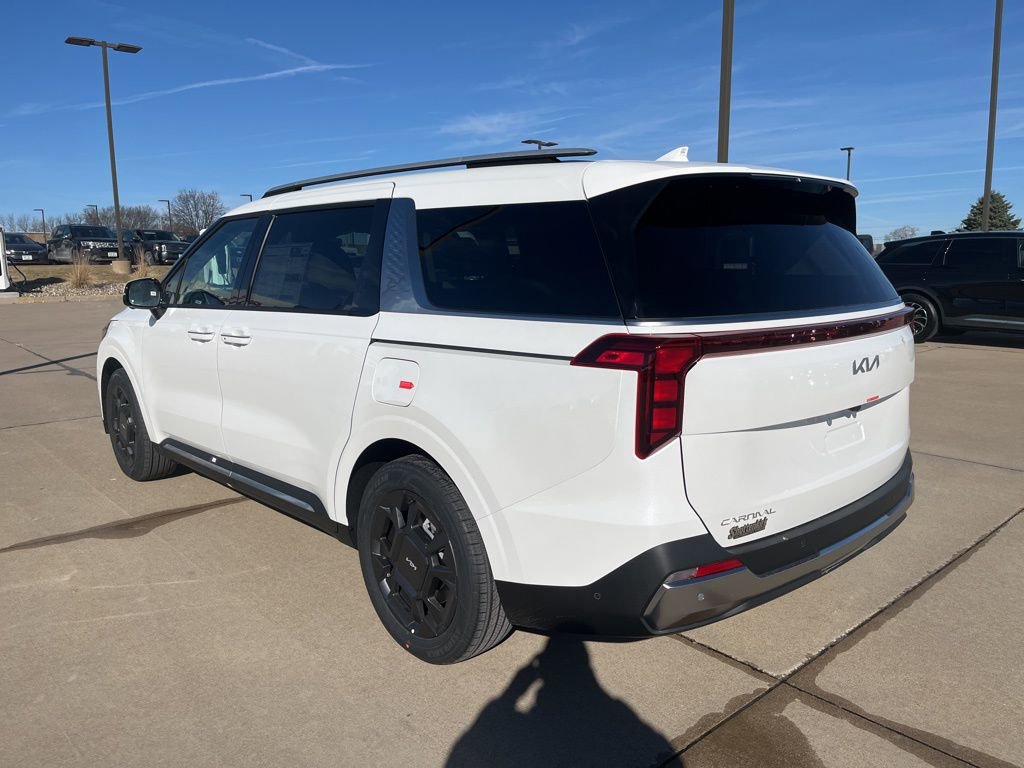 New 2026 Kia Carnival SX image 3
