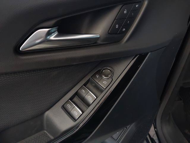New 2026 Chevrolet Equinox RS w/ Convenience Package III FWD image 26