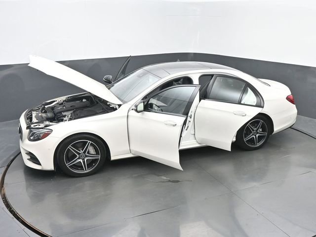 Used 2018 Mercedes-Benz E 300 4MATIC image 61