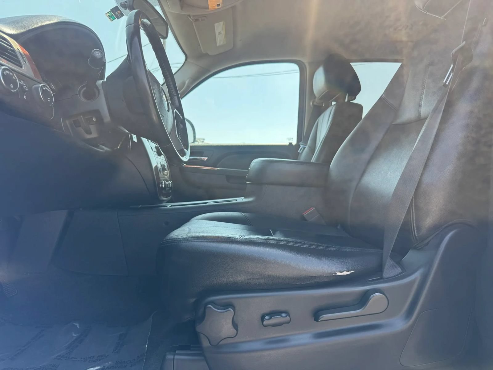 Used 2012 Chevrolet Suburban LT AWD/4WD image 20