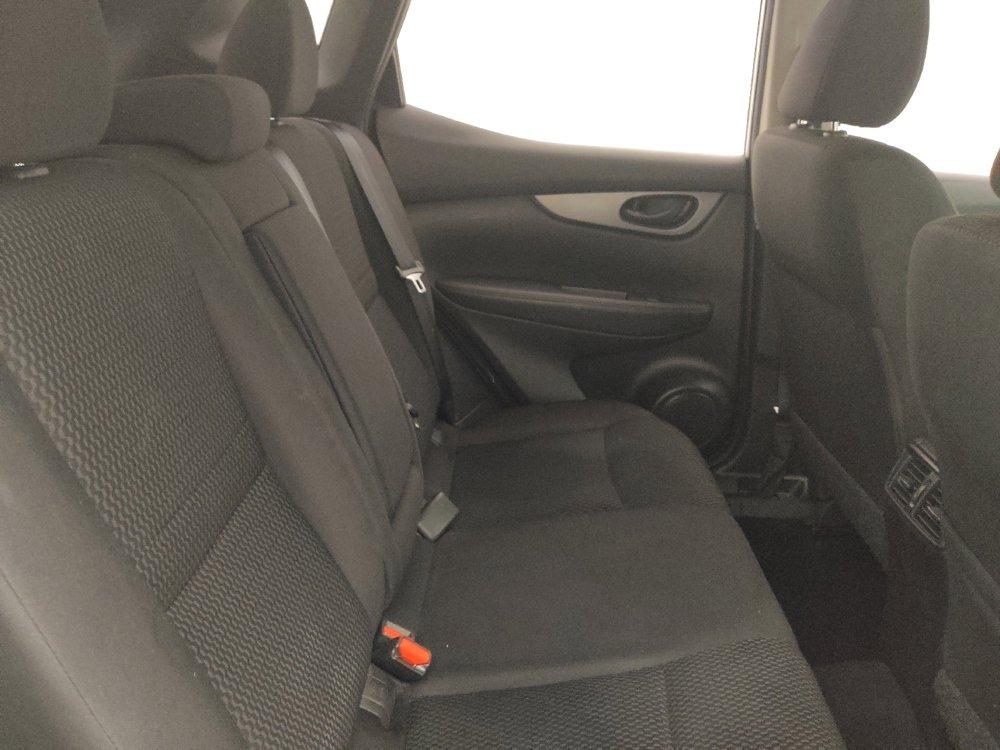 Used 2019 Nissan Rogue Sport S w/ Appearance Package image 19