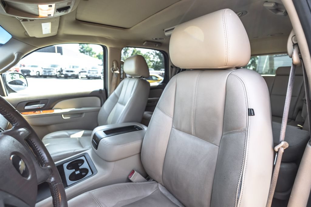 Used 2010 Chevrolet Tahoe LT AWD/4WD image 15