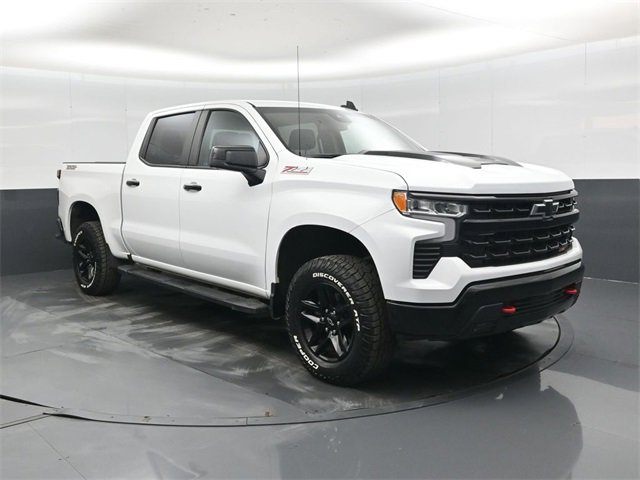 Used 2023 Chevrolet Silverado 1500 LT Trail Boss w/ Protection Package image 1