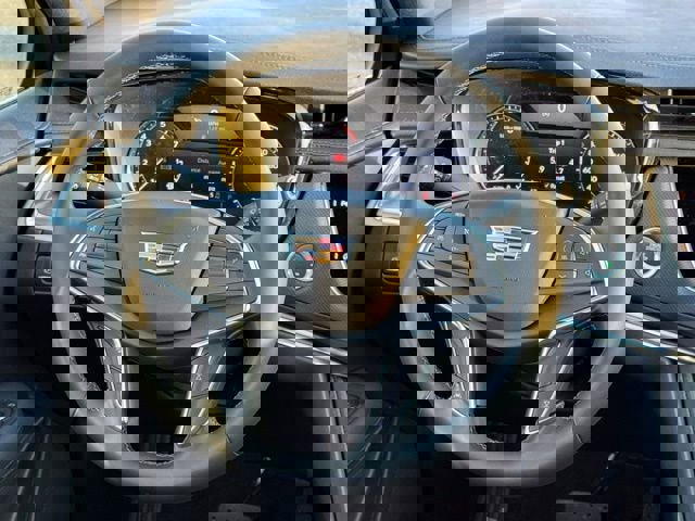 New 2025 Cadillac XT5 Luxury FWD image 26