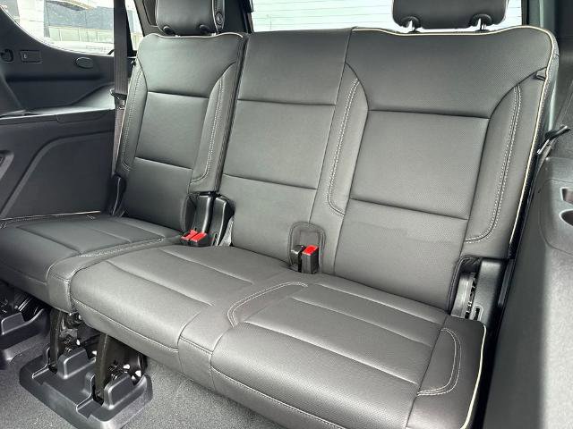 New 2026 GMC Yukon Elevation image 13