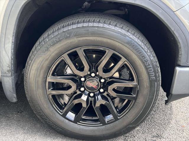 Used 2020 GMC Sierra 1500 Elevation w/ Elevation Value Package image 9