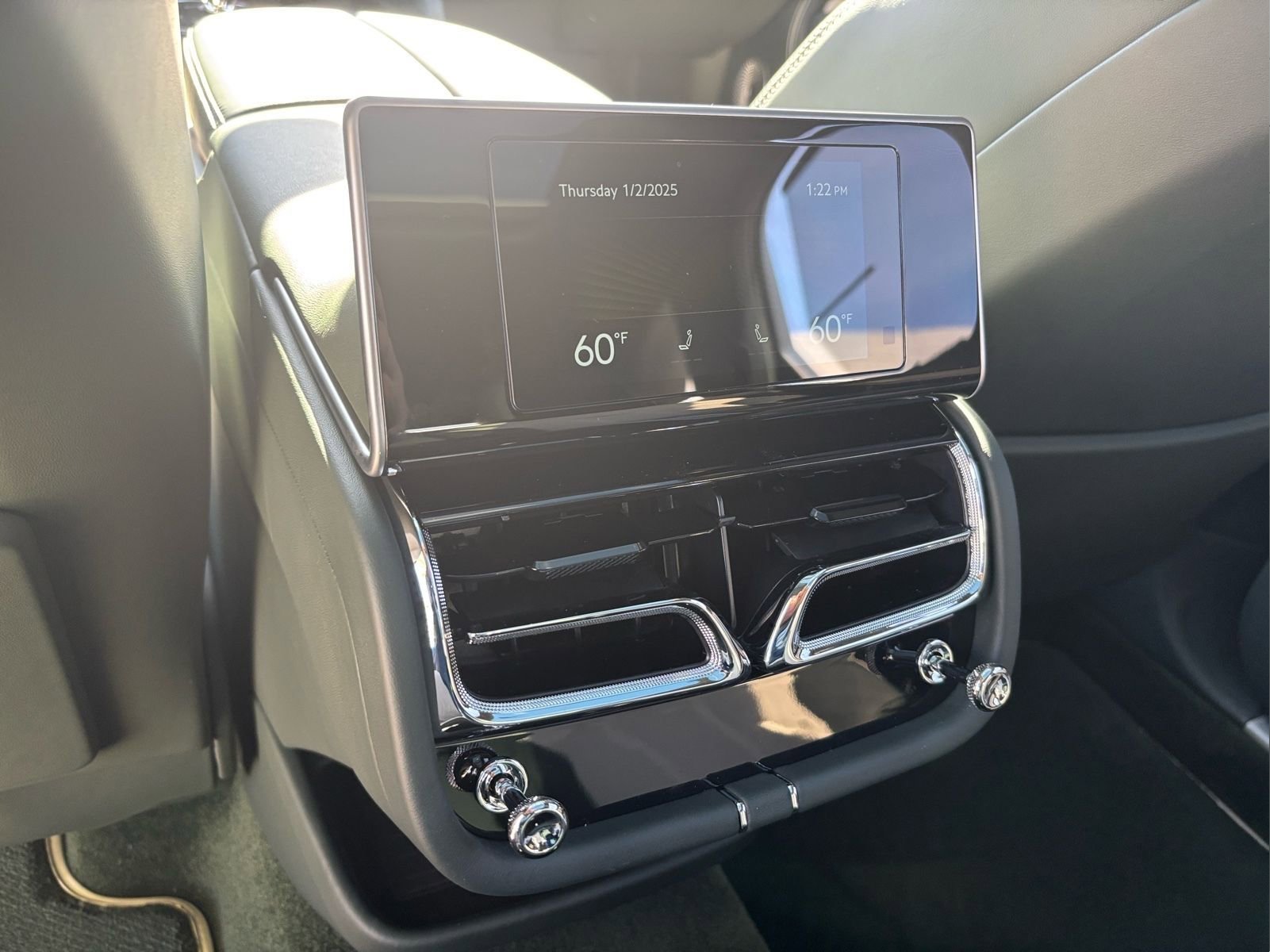 New 2025 Bentley Bentayga Extended Wheelbase image 19
