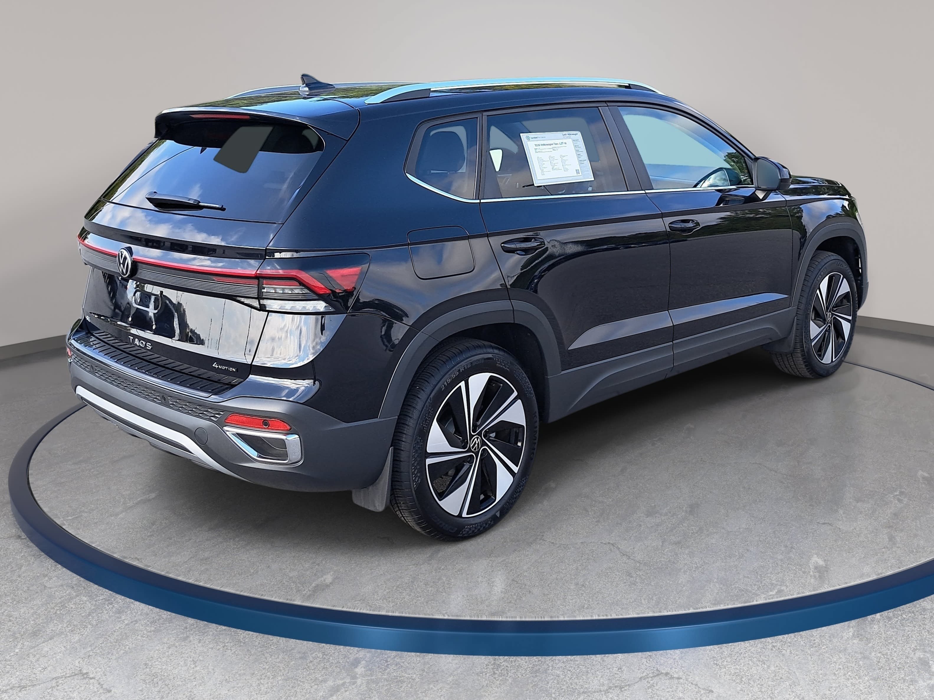 Used 2026 Volkswagen Taos SE AWD/4WD image 5