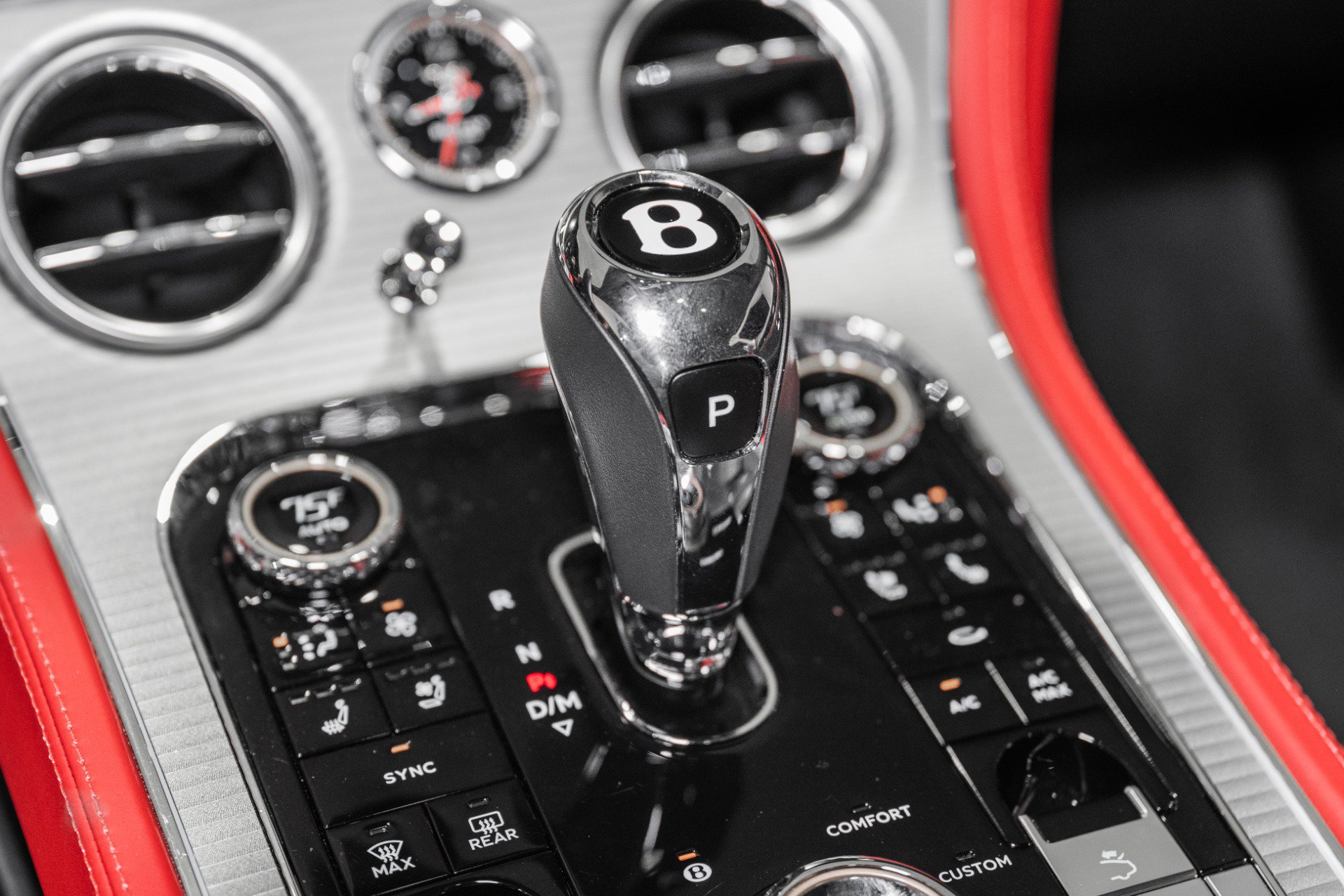 Used 2023 Bentley Continental GT Azure AWD/4WD image 38