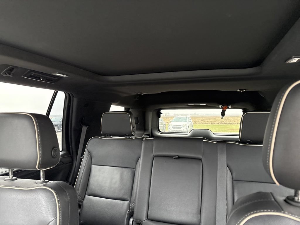 Used 2023 GMC Yukon SLT AWD/4WD image 37