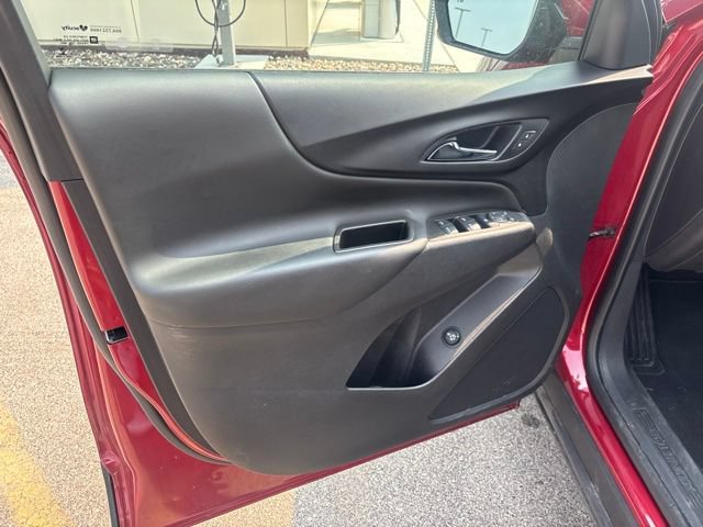 Used 2021 Chevrolet Equinox LT AWD/4WD image 13