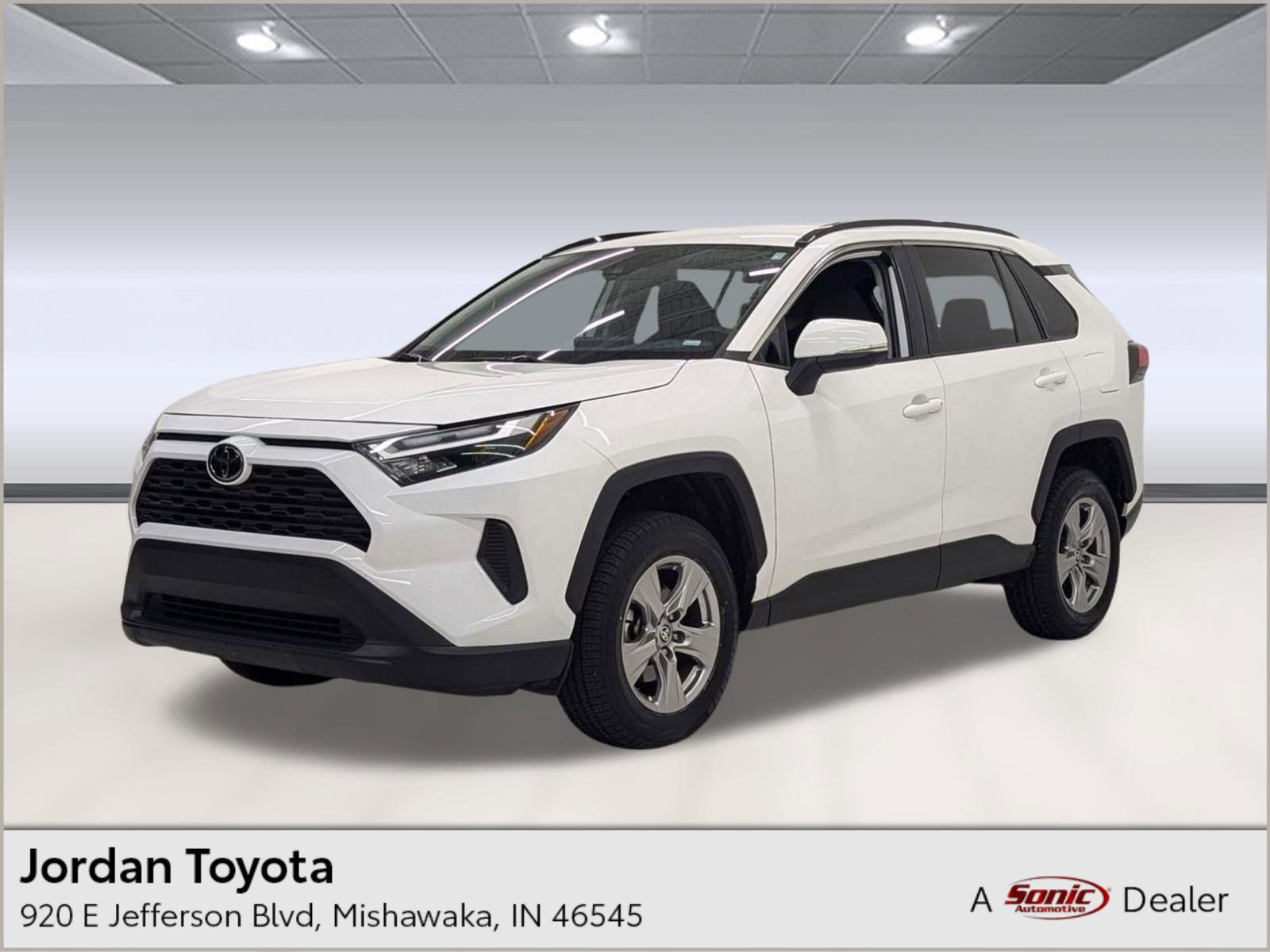Used 2023 Toyota RAV4 XLE image 1