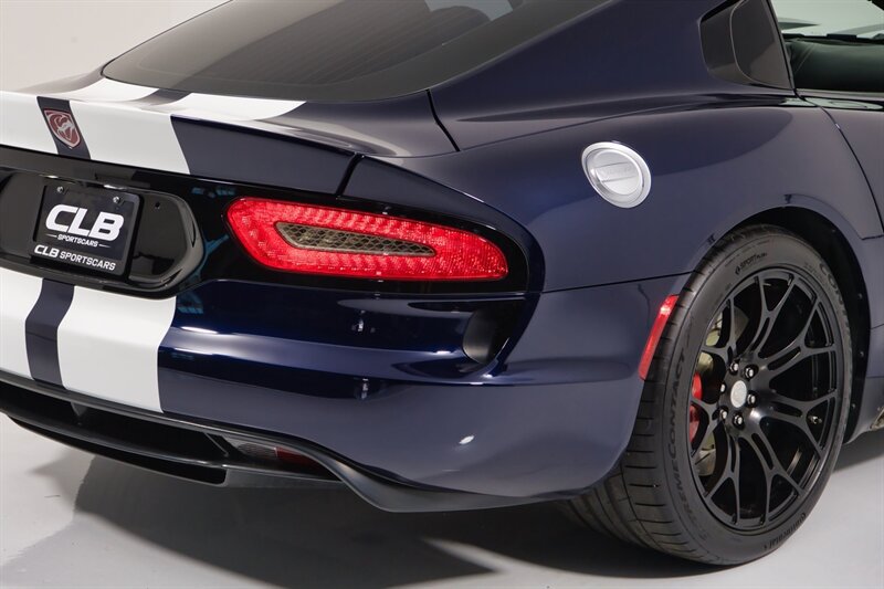 Used 2014 SRT Viper GTS w/ GTS Laguna Interior Package RWD image 39