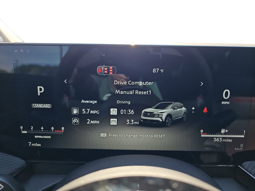 New 2027 Nissan Kicks SR w/ Cold Weather Package FWD image 19