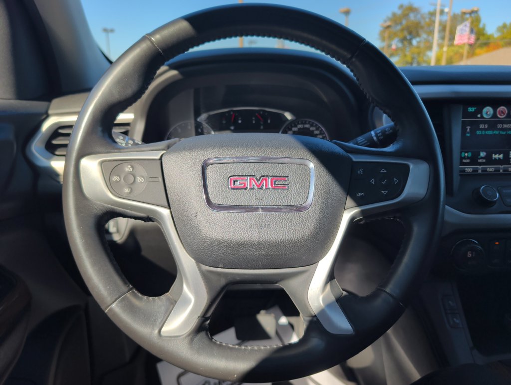 Used 2017 GMC Acadia SLE FWD image 11