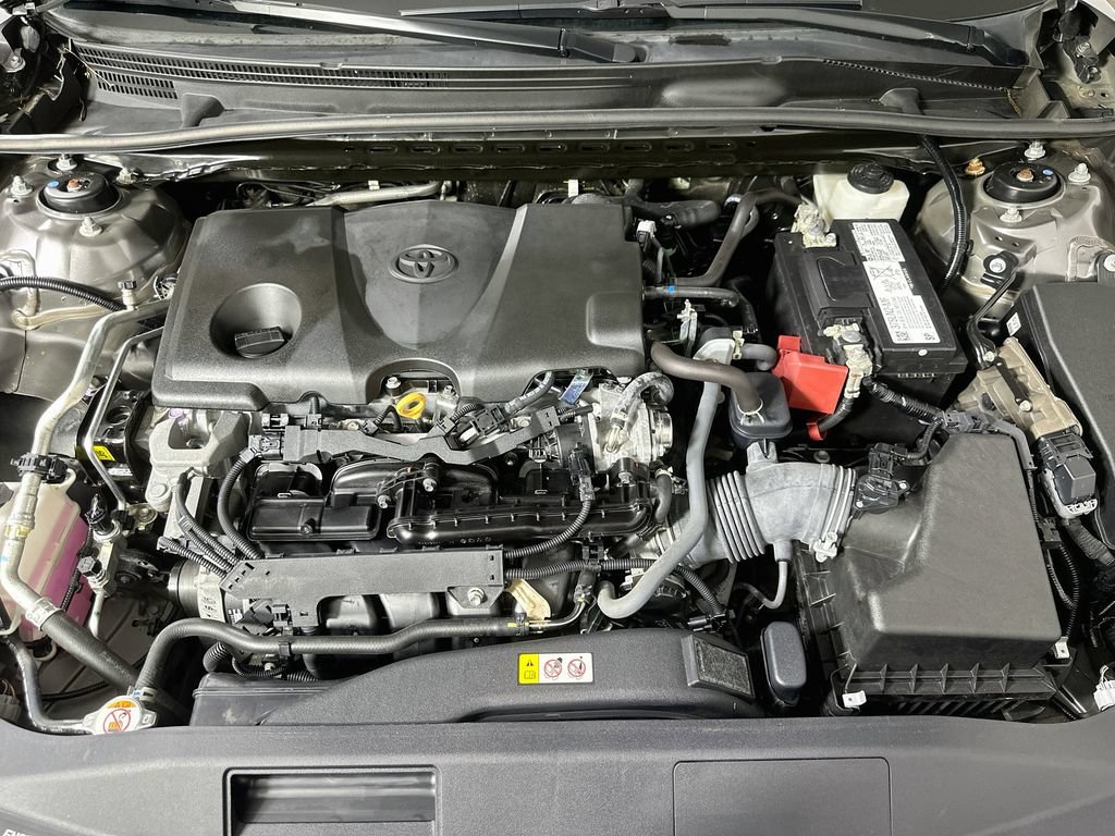 Used 2023 Toyota Camry SE FWD image 9