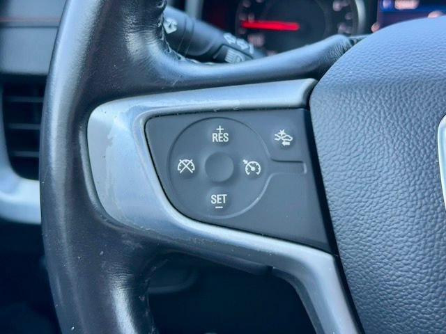 Used 2021 GMC Terrain SLE w/ Driver Convenience Package FWD image 17