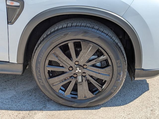 Used 2024 Mitsubishi Outlander Sport LE image 11