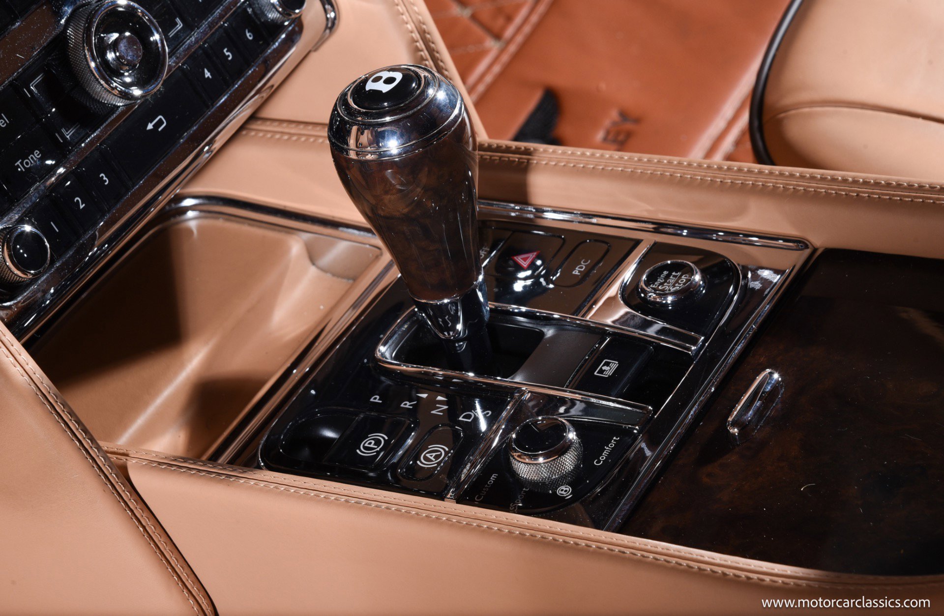 Used 2012 Bentley Mulsanne RWD image 40