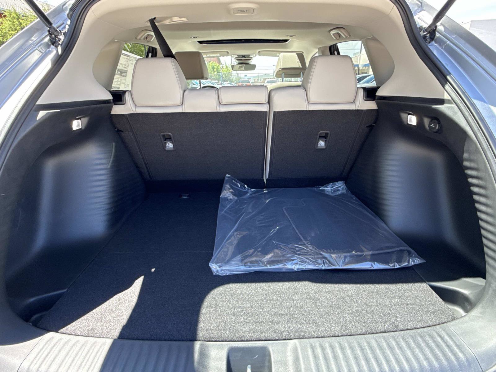 New 2027 Honda HR-V EX-L image 16