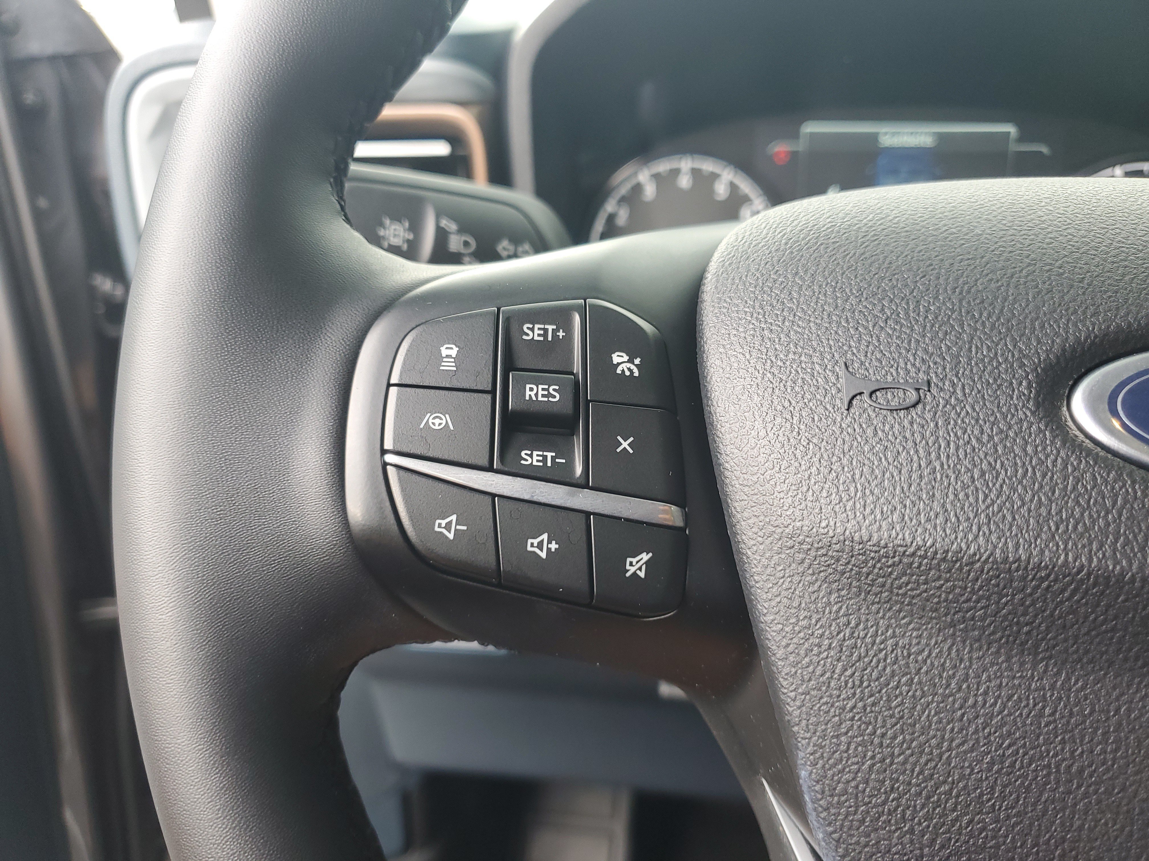 Used 2024 Ford Maverick Lariat w/ 4K Tow Package AWD/4WD image 15