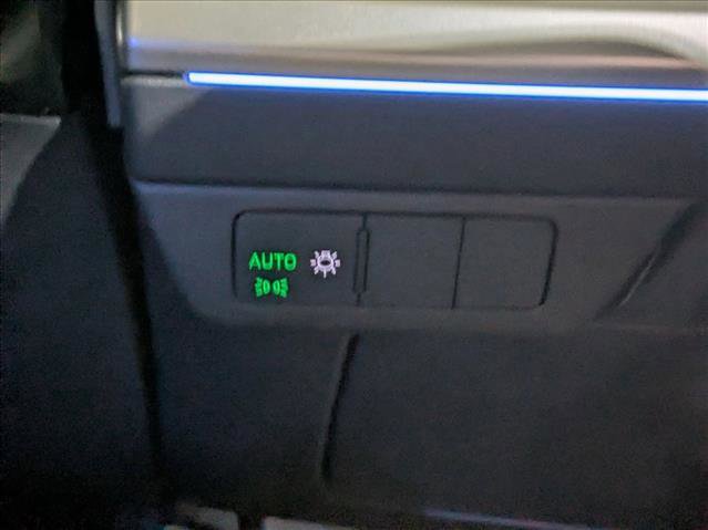 Used 2023 Audi Q4 e-tron Premium Plus w/ Premium Plus image 19