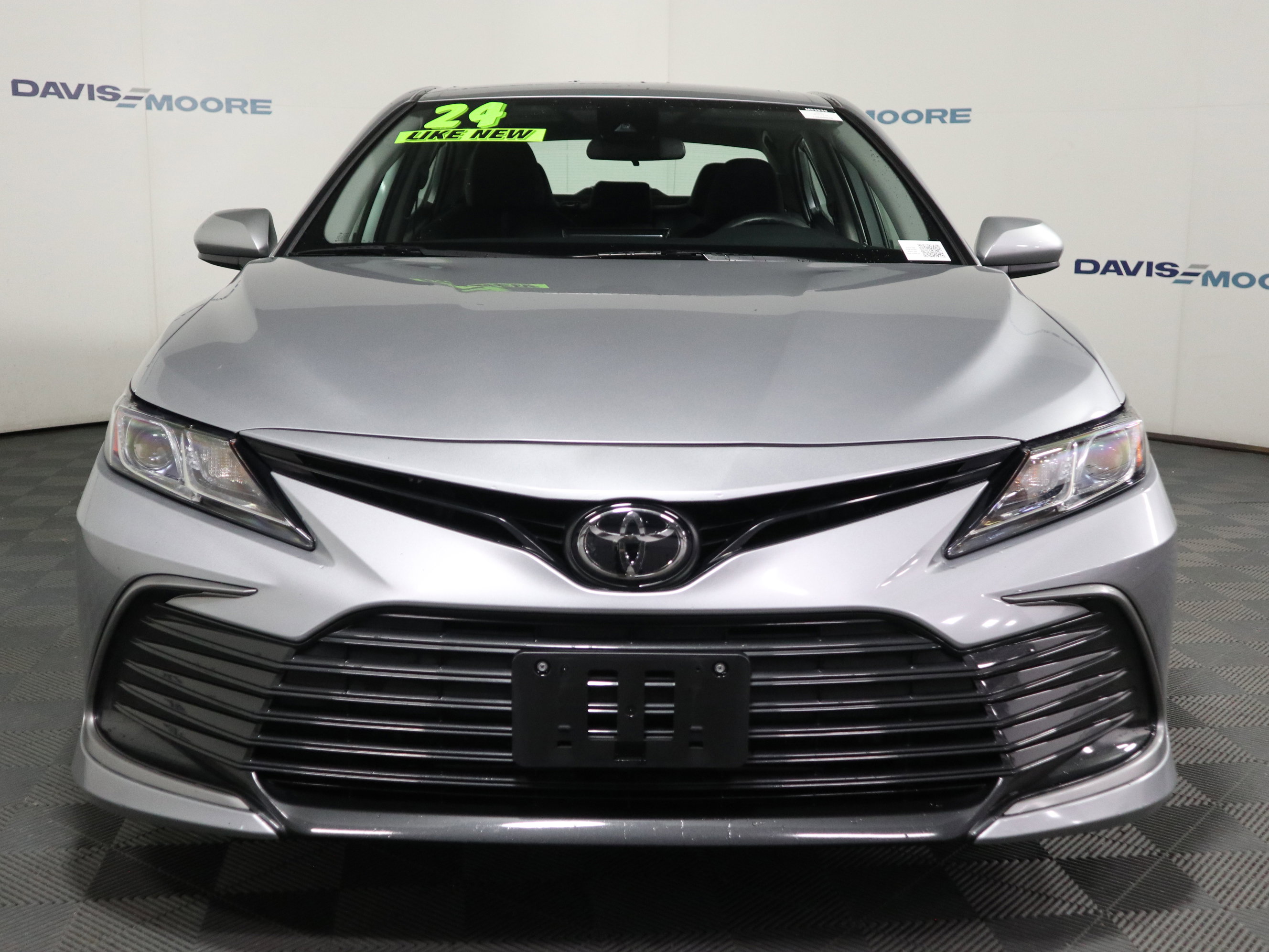 Used 2024 Toyota Camry LE image 12
