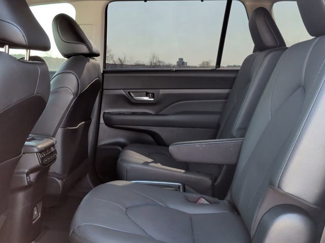 Certified 2026 Toyota Grand Highlander Platinum image 26