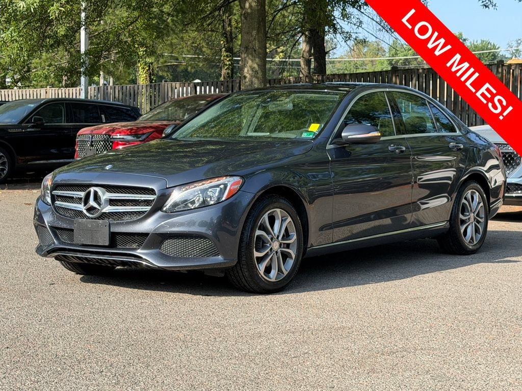 Used 2015 Mercedes-Benz C 300 4MATIC Sedan image 3
