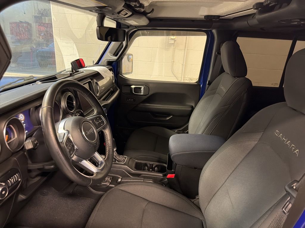 Used 2020 Jeep Wrangler Unlimited Sahara image 29