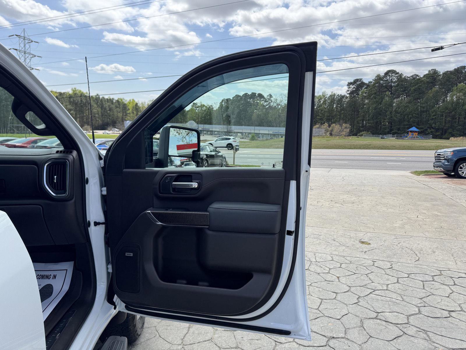 Used 2020 GMC Sierra 2500 Denali w/ Denali Ultimate Package image 19