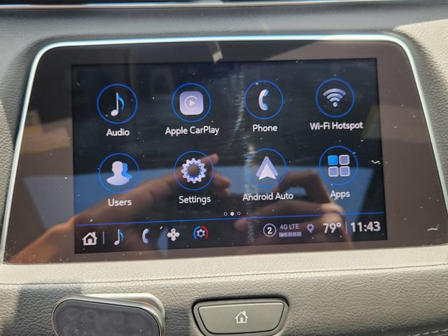 Used 2022 Cadillac XT4 Premium Luxury w/ Cold Weather Package FWD image 18