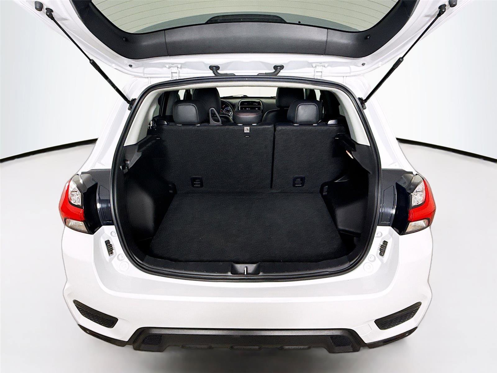 Used 2024 Mitsubishi Outlander Sport AWD image 15