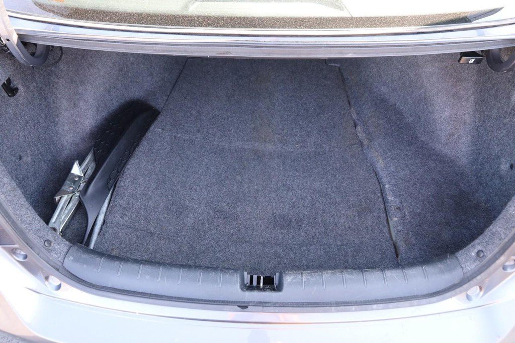 Used 2016 Honda Accord LX image 7