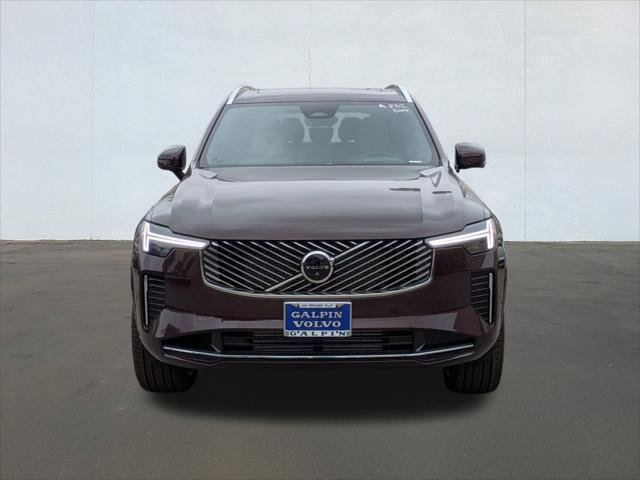 New 2026 Volvo XC90 T8 Ultra w/ Protection Package AWD/4WD image 4