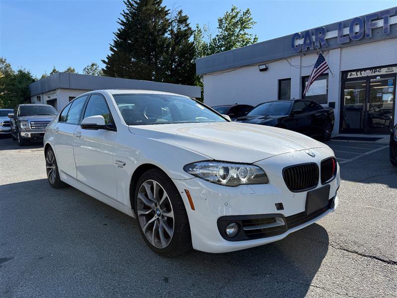 Used 2016 BMW 528i xDrive Sedan AWD/4WD image 4
