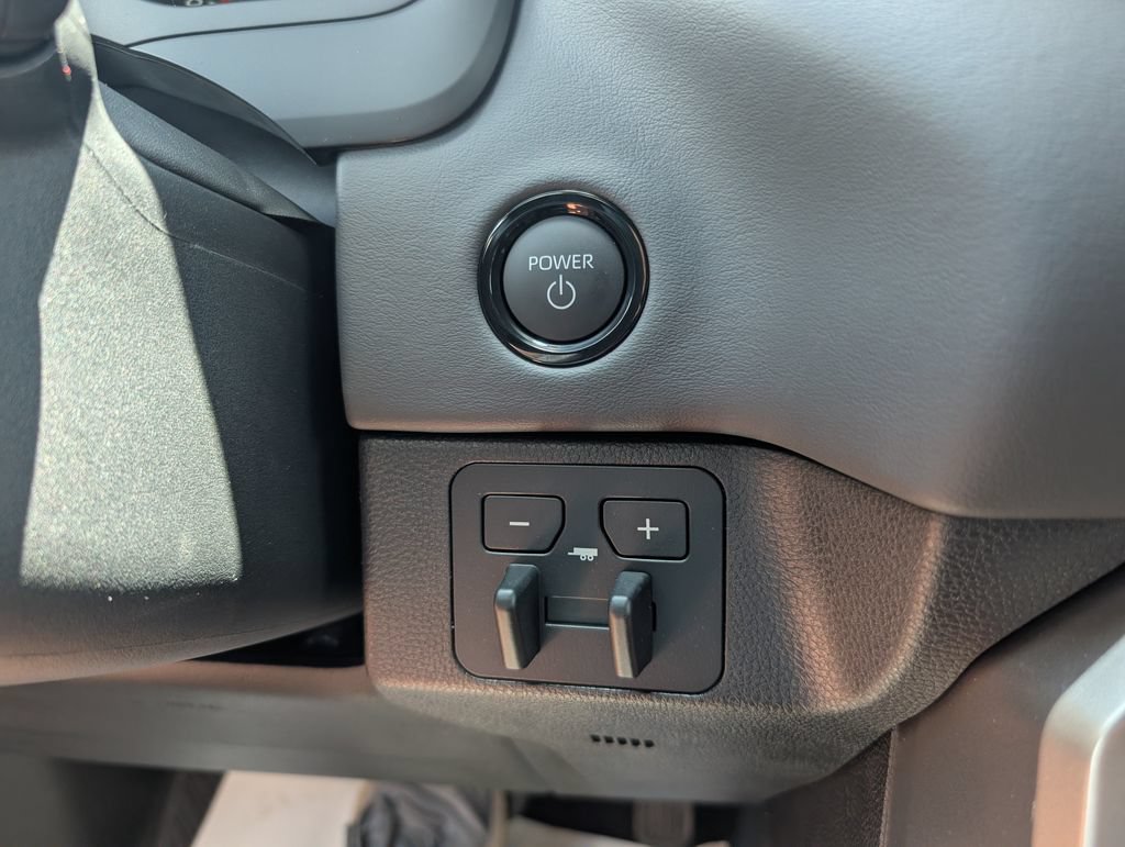 New 2026 Toyota Sequoia Platinum AWD/4WD image 17