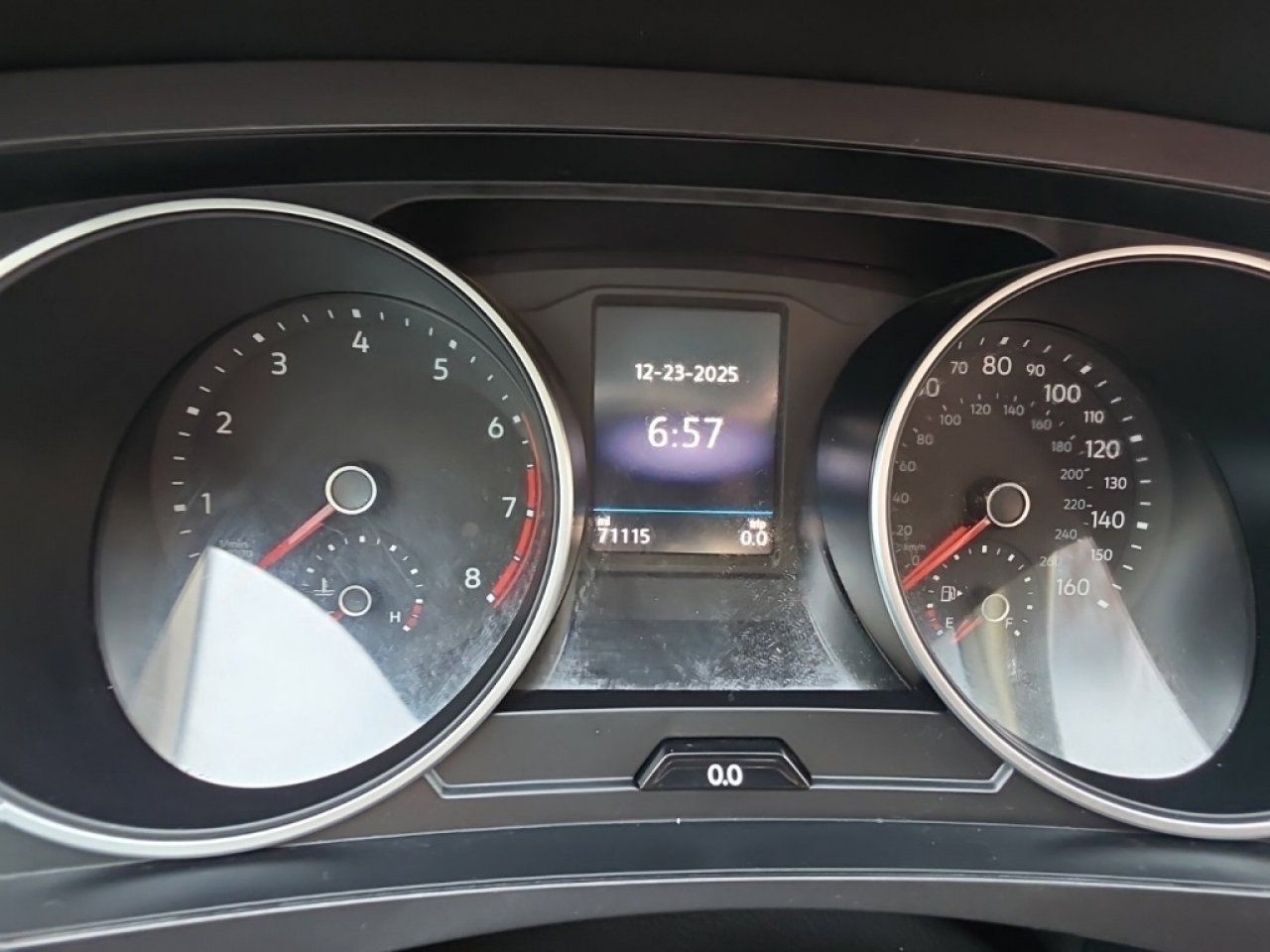 Used 2021 Volkswagen Tiguan SE image 39