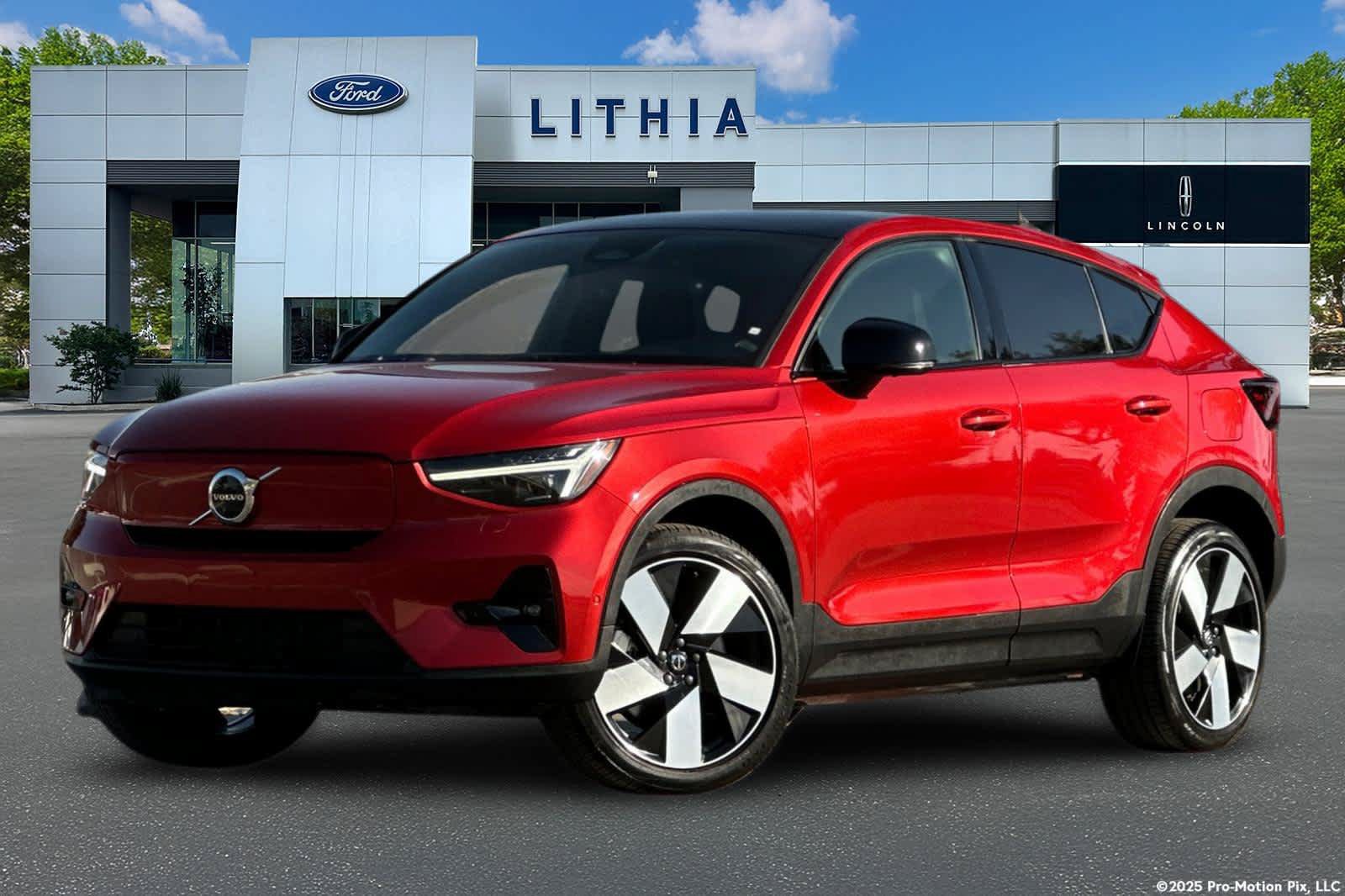Used 2023 Volvo C40 P8 Recharge Ultimate AWD/4WD image 1