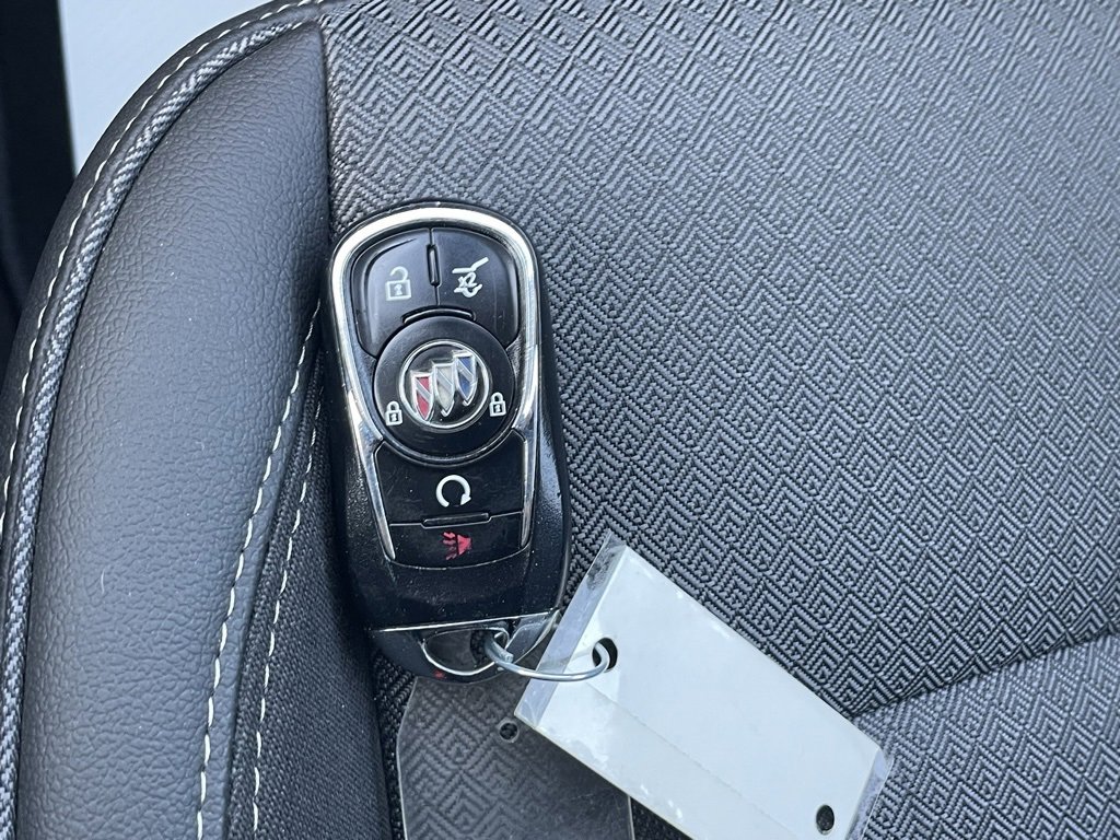 Used 2022 Buick Encore GX Select image 29