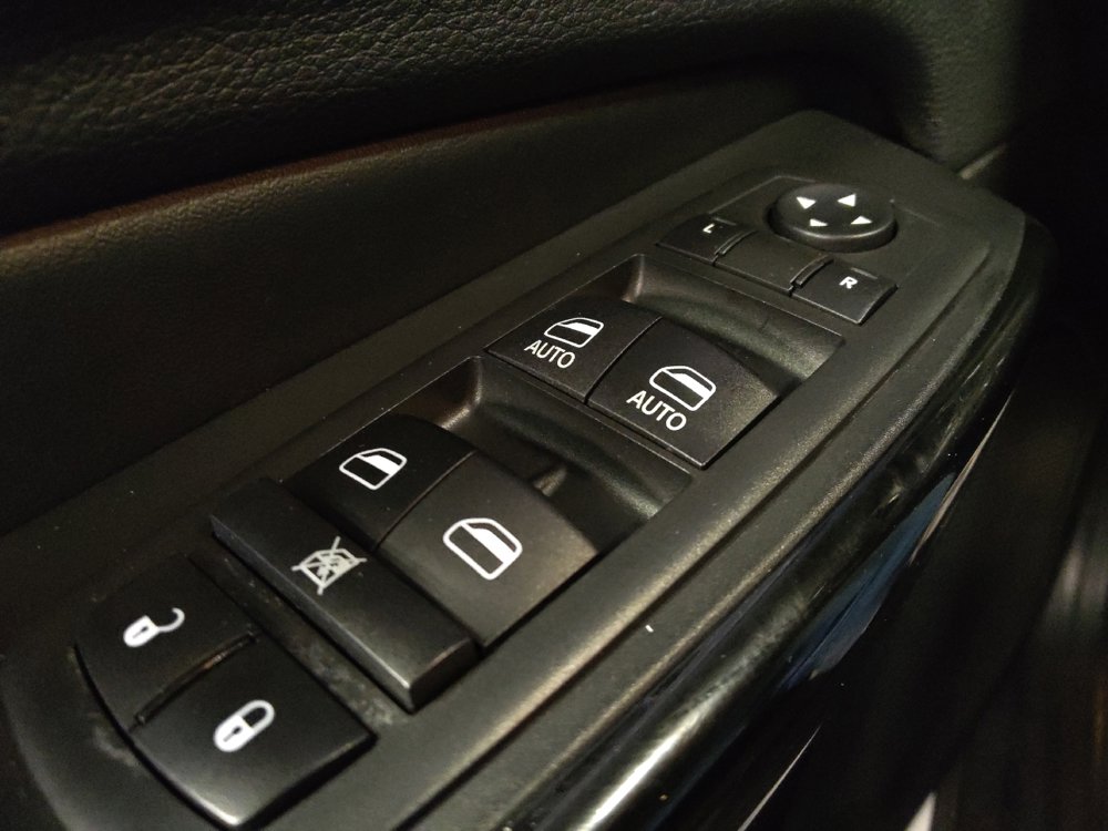 Used 2020 Jeep Cherokee Latitude Plus image 27