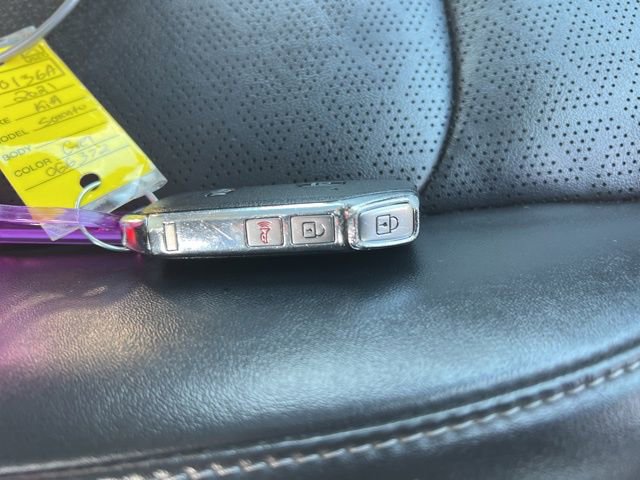 Used 2021 Kia Sorento S w/ Panoramic Sunroof Package image 38