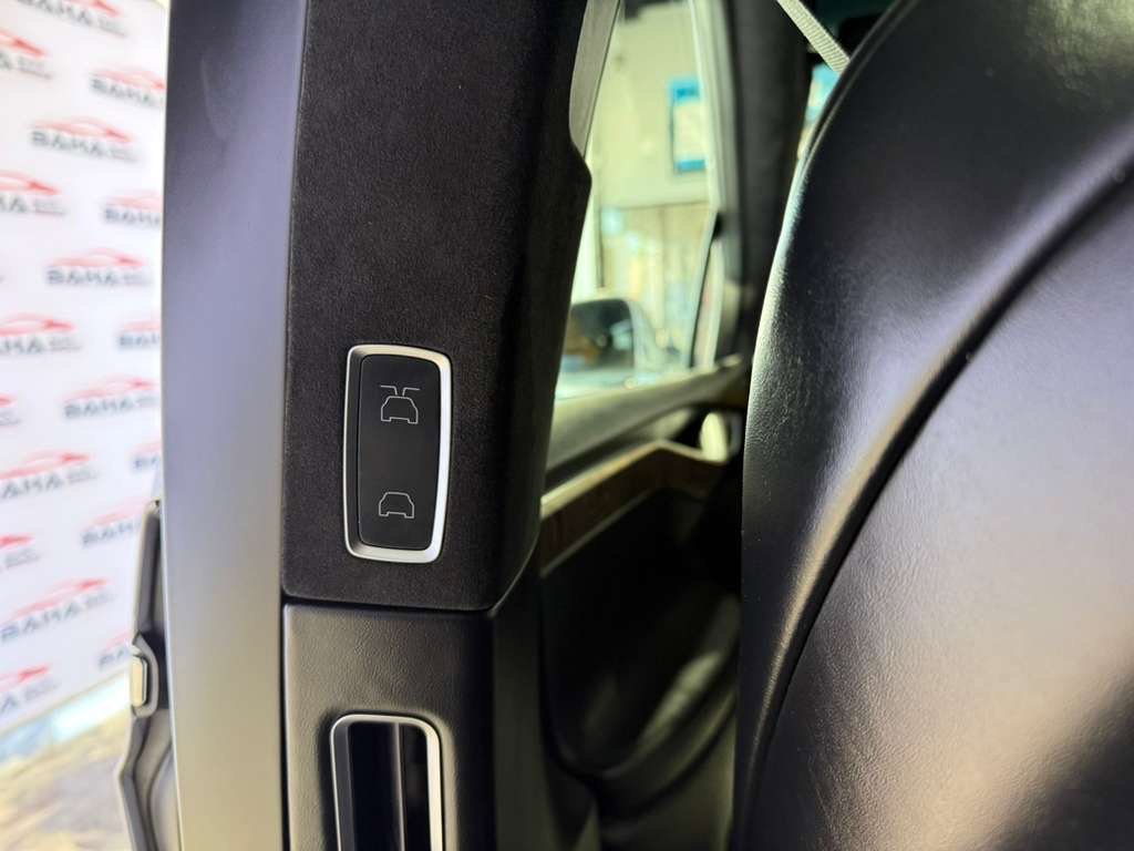 Used 2017 Tesla Model X 100D image 31