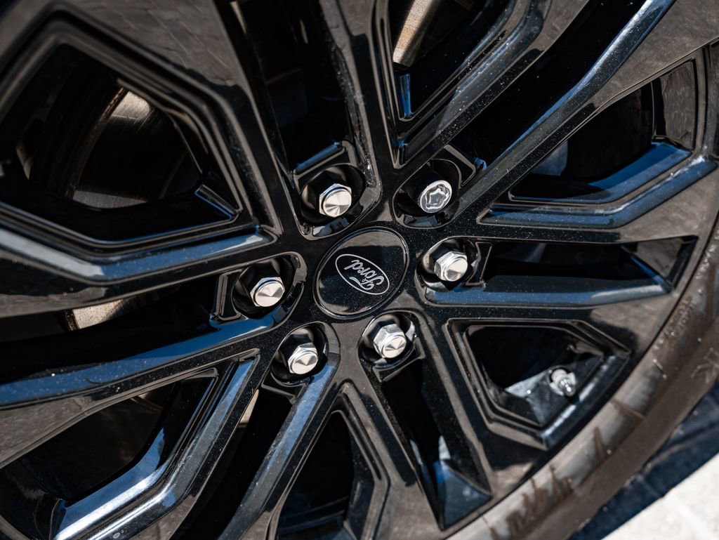 Used 2024 Ford F150 XLT w/ Equipment Group 303A High image 8