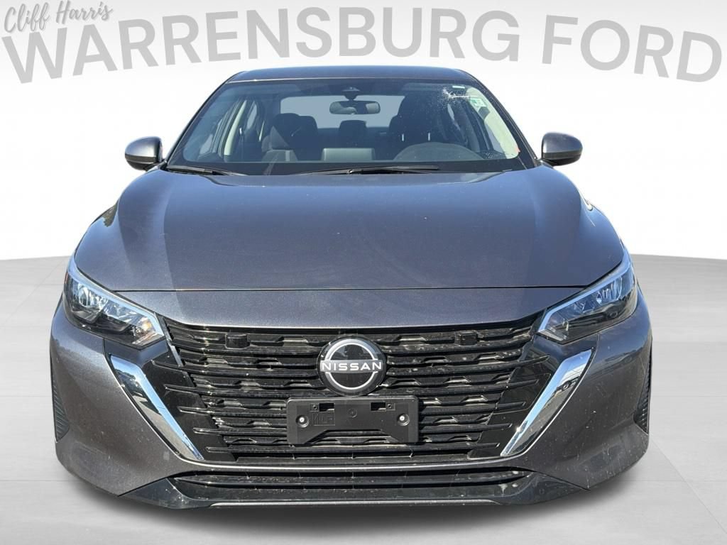Used 2025 Nissan Sentra SV FWD video 2