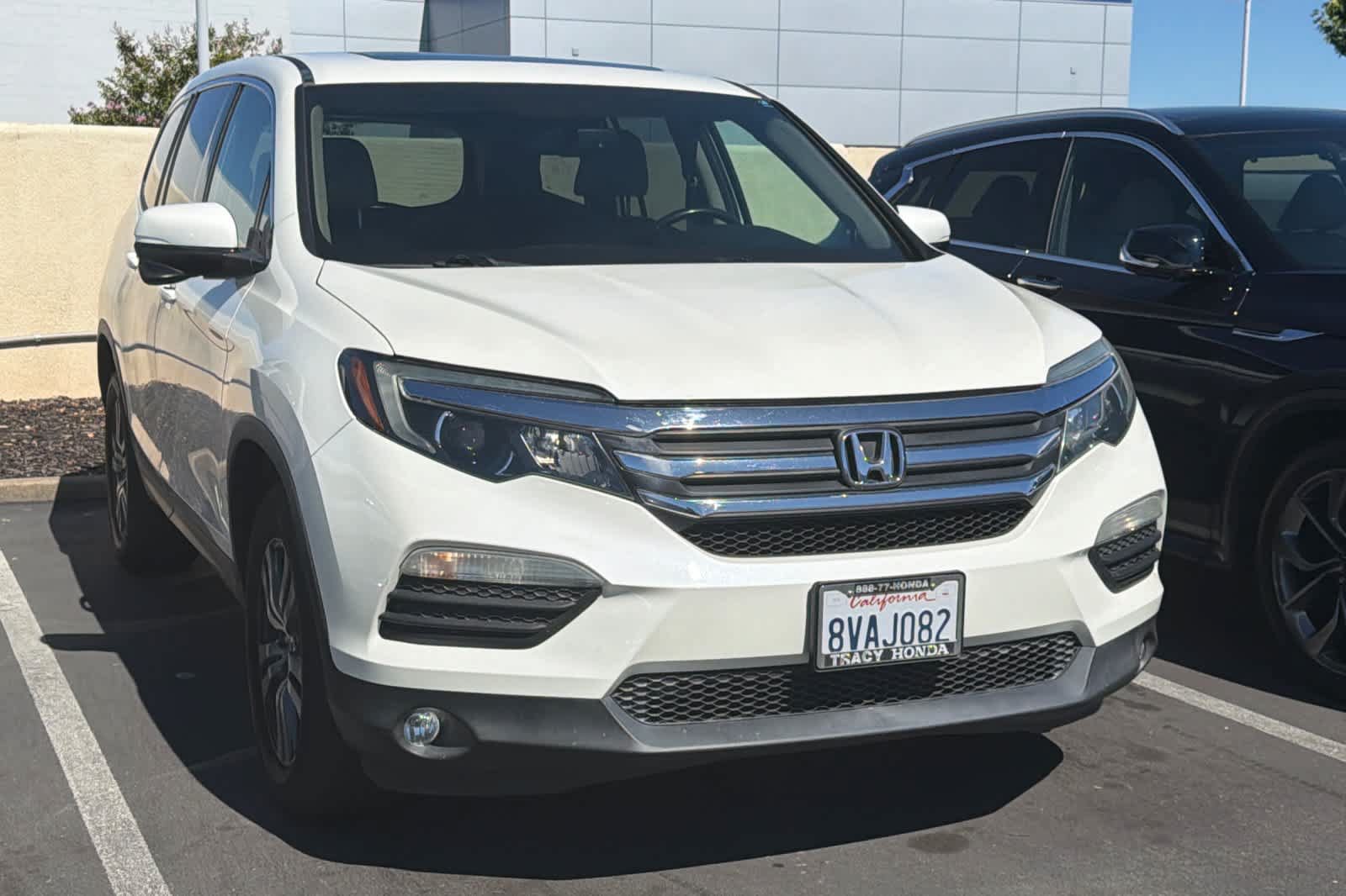 Used 2017 Honda Pilot EX-L image 3