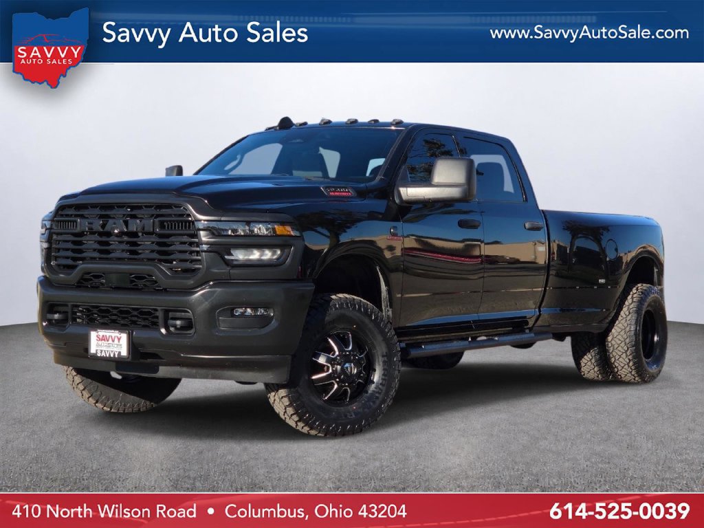 Used 2025 RAM 3500 Tradesman AWD/4WD image 2